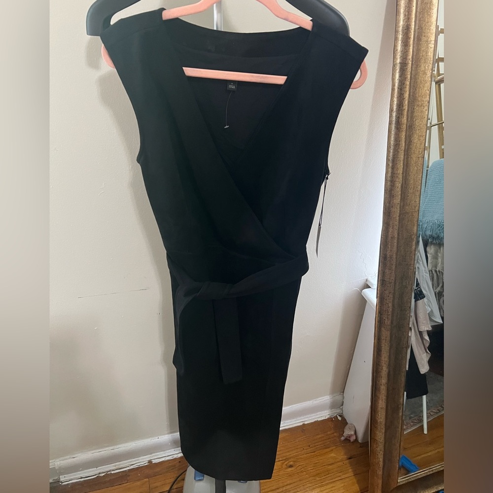 NWT (tag fell off but never worn) black velvet Ann Taylor dress size 12